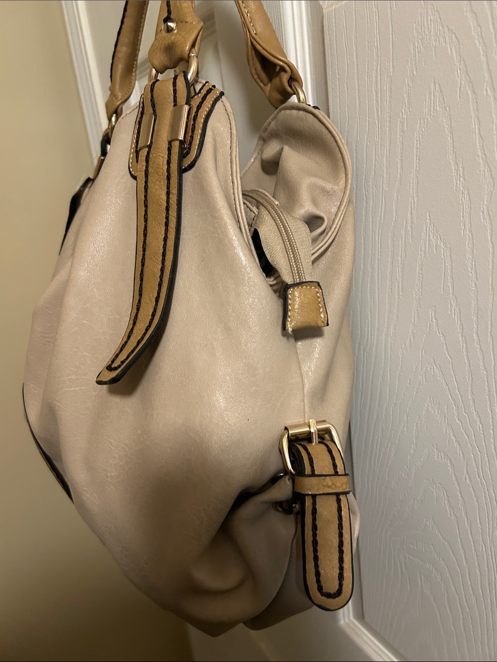 Black Rivet Beige and Tan Shoulder Hobo Bag with Striped Accent NWT - Picture 4 of 7